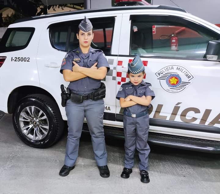 Admiradora da Polícia Militar, garotinha de 6 anos é presenteada com farda e se torna a mais nova PM Mirim de Dracena